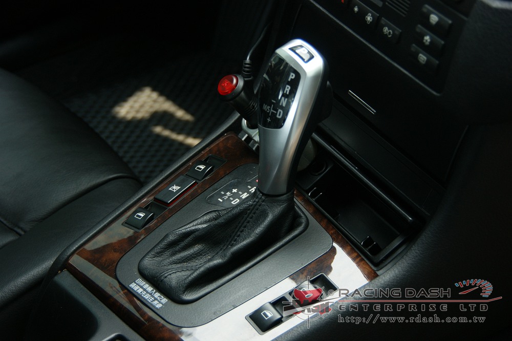 BMW X6 Look AT Shift Knob For E46 E38 E39 E60 E83(X3) E53(X5) Z3 E36