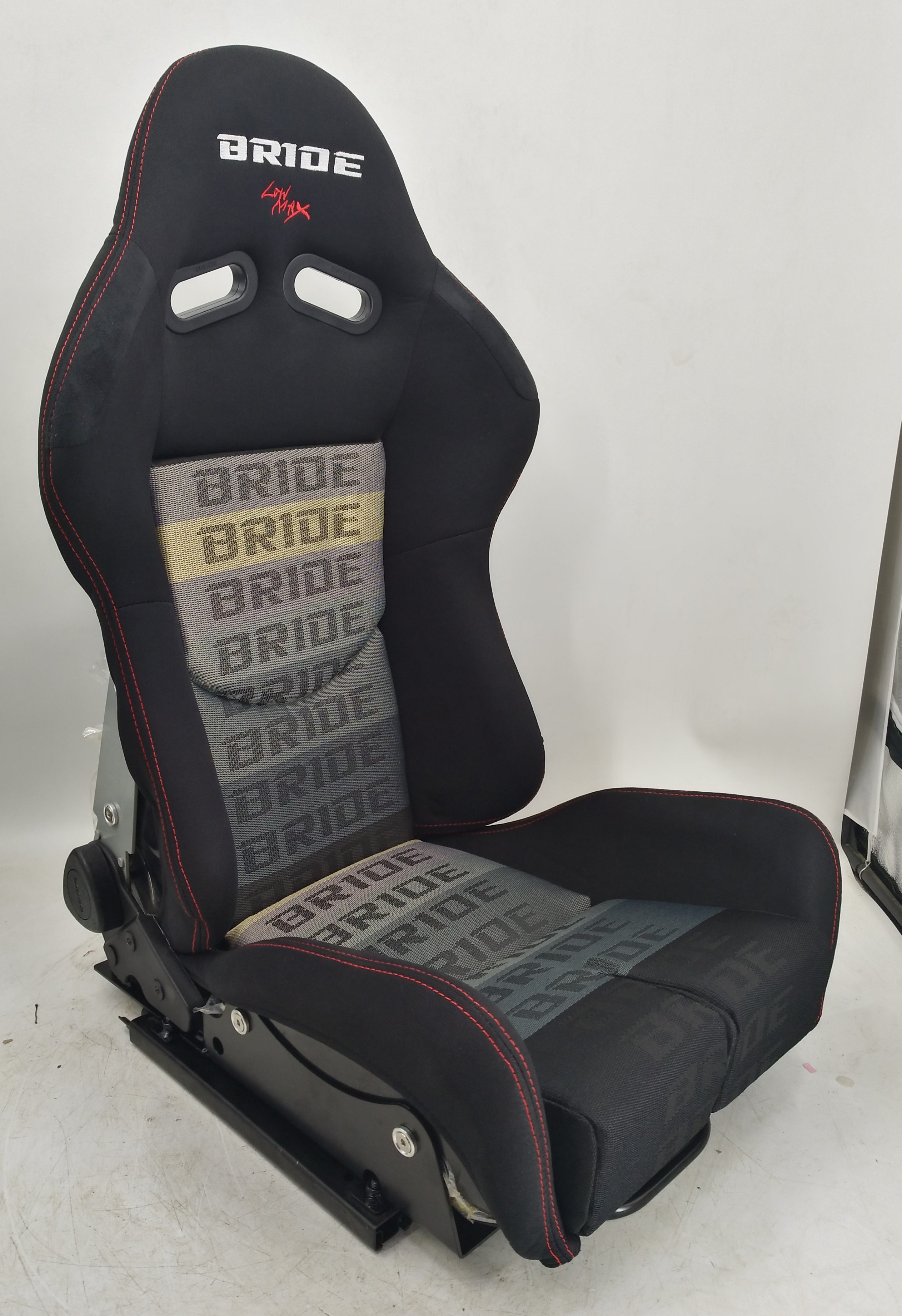 Bride 1020BK Racing Seat